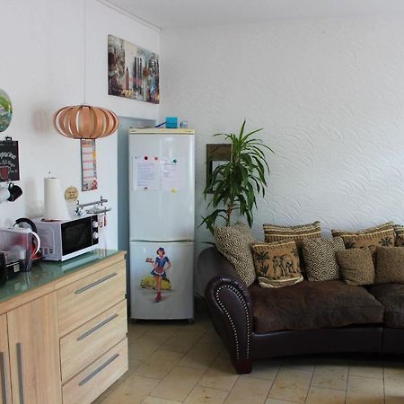 Hotel Zur Post Schwanheim Франкфурт на Майн Екстериор снимка