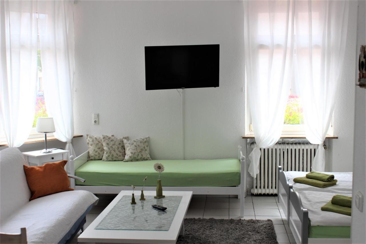 Hotel Zur Post Schwanheim Франкфурт на Майн Екстериор снимка